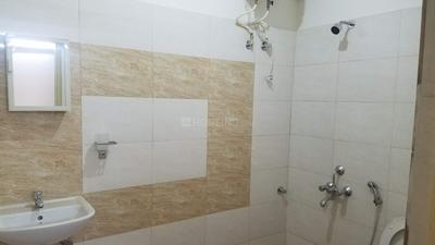 Bathroom Image of 1500 Sq.ft 3 BHK Apartment / Flat for rent in Neeraja Sarovar, Battarahalli Bengaluru for Rs. 40000