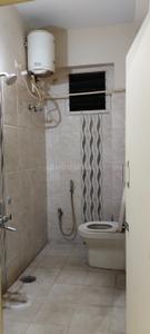 Bathroom Image of 1150 Sq.ft 2 BHK Apartment / Flat for rent in Jubilee Hills Hyderabad for Rs. 35008
