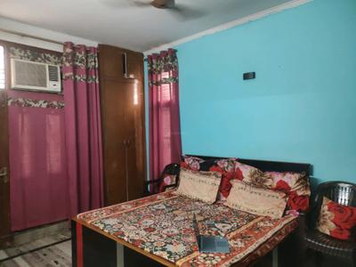 Bedroom Image of 2115 Sq.ft 3 BHK Builder Floor for sale in Sector 49 Faridabad for Rs. 11500000