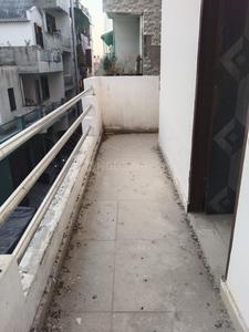 Balcony Image of 750 Sq.ft 2 BHK Apartment / Flat for sale in Govindpuram Ghaziabad for Rs. 2400000