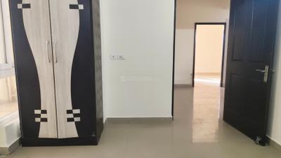 Bedroom Image of 1750 Sq.ft 3.5 BHK Apartment / Flat for rent in Divine Meadows, Sector 108 Noida for Rs. 35000