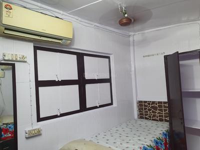 Bedroom Image of Radhe Radhe PG for kalindi Collage  in Patel Nagar, New Delhi