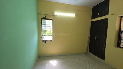 Bedroom Image of 980 Sq.ft 2 BHK Apartment / Flat for rent in Pitampura New Delhi for Rs. 24000
