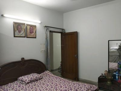 Bedroom Image of 1269 Sq.ft 3 BHK Builder Floor for sale in Rajouri Garden New Delhi for Rs. 13900000