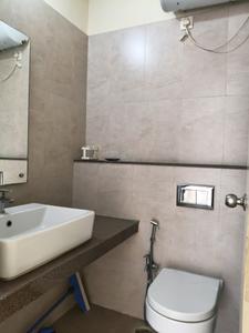 Bedroom Three Image of 1650 Sq.ft 3 BHK Apartment / Flat for rent in Enpar Lotus 101 Worli Residences, Lower Parel Mumbai for Rs. 325000