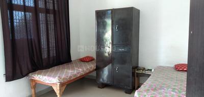 Bedroom Image of BALA JI PG AND GUEST HOUSE in Sikandra, Agra