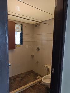Bathroom Image of 1752 Sq.ft 3 BHK Apartment / Flat for sale in Prapti Springs Retreat 2, Bhayli Vadodara for Rs. 7500000