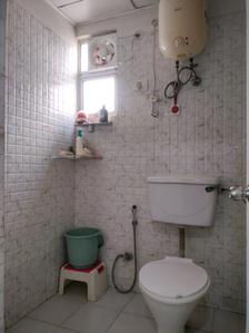 Common Bathroom Image of 1010 Sq.ft 2 BHK Apartment / Flat for sale in Gaursons Gaur City 2 11th Avenue, Noida Extension Greater Noida for Rs. 8200000