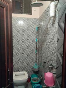 Bathroom Image of 1000 Sq.ft 2 BHK Apartment / Flat for sale in Parade Kanpur for Rs. 2100000