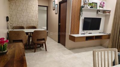 Hall Image of 800 Sq.ft 2 BHK Apartment / Flat for sale in Lodha Amara, Kolshet Thane for Rs. 10500000