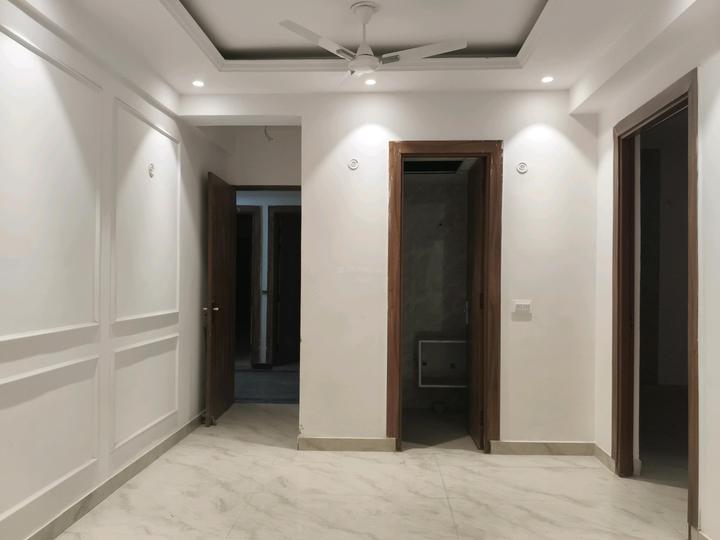 The Ultima 107 Main Image 1