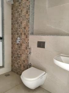 Common Bathroom Image of 1350 Sq.ft 3 BHK Apartment / Flat for sale in Malde Silver Scape And Silver Enclave, Mulund West Mumbai for Rs. 25000000