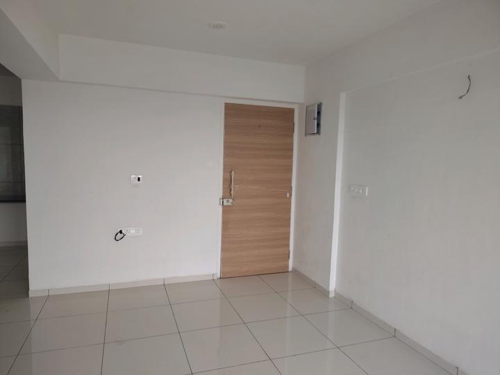 Swati Florence Main Image 1