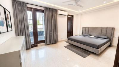 Bedroom Image of 5001 Sq.ft 4 BHK Apartment / Flat for rent in Hauz Khas New Delhi for Rs. 350000