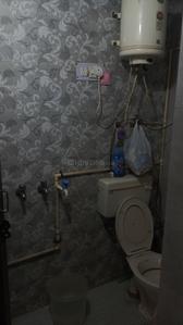Bathroom Image of 750 Sq.ft 1 BHK Apartment / Flat for sale in Kalu Sarai New Delhi for Rs. 6500000