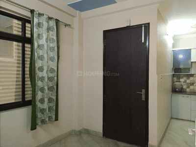Image of 500 Sq.ft 1 BHK Builder Floor for rent in Shahdara, New Delhi for Rs. 10600