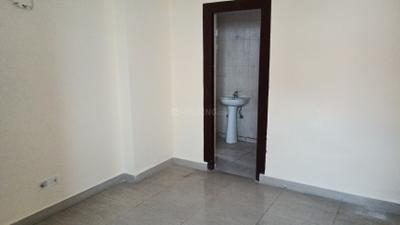 Bedroom Image of 1600 Sq.ft 3 BHK Apartment / Flat for rent in Amrapali Empire, Crossings Republik Ghaziabad for Rs. 20000