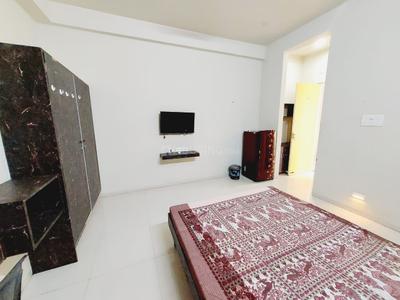 Bedroom Image of 350 Sq.ft 1 RK Apartment / Flat for rent in Vijay Nagar Indore for Rs. 11000