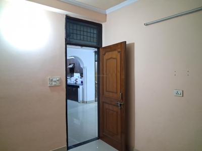 Bedroom Image of 1200 Sq.ft 3 BHK Builder Floor for rent in Sector 49 Noida for Rs. 25000