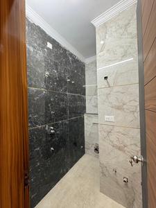 Bathroom Image of 2500 Sq.ft 4 BHK Independent House for sale in Sahastradhara Road Dehradun for Rs. 13500000