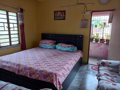 Bedroom Image of 778 Sq.ft 2 BHK Builder Floor for sale in Baranagar Kolkata for Rs. 2300000