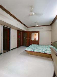 Bedroom Image of 750 Sq.ft 2 BHK Apartment / Flat for rent in Vile Parle East Mumbai for Rs. 96000