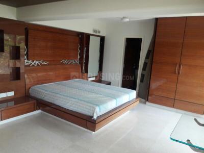 Bedroom Image of 3500 Sq.ft 4 BHK Apartment / Flat for rent in Wadhwa Vijay Golden Peak, Khar West Mumbai for Rs. 500000