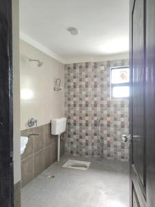 Common Bathroom Image of 2050 Sq.ft 4 BHK Apartment / Flat for rent in CGEWHO Kendriya Vihar, Phi II Greater Noida for Rs. 29000