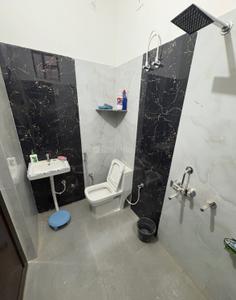 Bathroom Image of 200 Sq.ft 1 RK Studio for rent in Mansarovar Jaipur for Rs. 8000