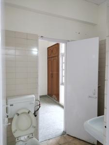 Common Bathroom One Image of 1600 Sq.ft 3 BHK Apartment / Flat for sale in Hahnemann Apartments, Sector 6 Dwarka New Delhi for Rs. 27000000