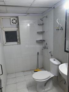 Bathroom Image of 950 Sq.ft 2 BHK Apartment / Flat for sale in Grow Aman Apartment, Sector 73 Noida for Rs. 4800000