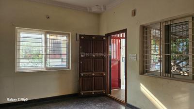 Bedroom Image of 3000 Sq.ft 2 BHK Apartment / Flat for rent in BGS Layout, Amrutahalli Bengaluru for Rs. 75000