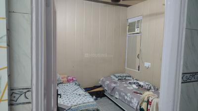 Bedroom Image of 700 Sq.ft 2 BHK Builder Floor for rent in Kalyan Vihar New Delhi for Rs. 36000