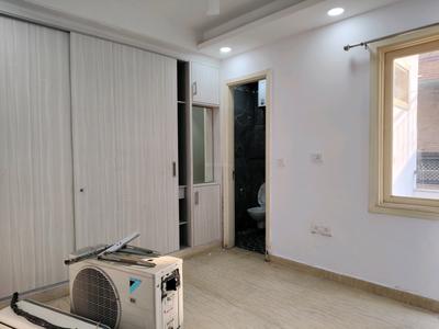 Bedroom Image of 1100 Sq.ft 3 BHK Builder Floor for sale in Malviya Nagar New Delhi for Rs. 23000000