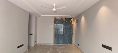 Bedroom Image of 1800 Sq.ft 3 BHK Builder Floor for sale in Defence Colony New Delhi for Rs. 95000000