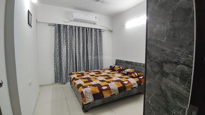Bedroom Image of 1500 Sq.ft 3 BHK Apartment / Flat for rent in Adani Amogha, Shantigram Ahmedabad for Rs. 48000