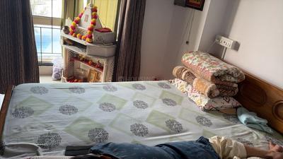 Bedroom Image of 1350 Sq.ft 3 BHK Apartment / Flat for rent in Durga Marine Drive, Buddha Colony Patna for Rs. 40000