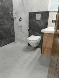 Bathroom Image of 2200 Sq.ft 4 BHK Apartment / Flat for sale in DDA Sector C Pocket 8, Vasant Kunj New Delhi for Rs. 49500000