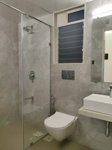 Common Bathroom Image of 700 Sq.ft 2 BHK Apartment / Flat for sale in Kalpataru Immensa, Thane West Thane for Rs. 12700000