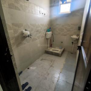 Bathroom Image of 900 Sq.ft 2 BHK Apartment / Flat for sale in Lalarpura Jaipur for Rs. 3500000