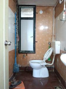 Common Bathroom Image of 546 Sq.ft 1 BHK Apartment / Flat for rent in DSS Mahavir Kalpavruksha J Wing, Kasarvadavali Thane for Rs. 19000