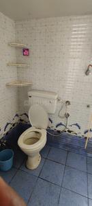 Bathroom Image of 1000 Sq.ft 2 BHK Apartment / Flat for rent in Kothrud Pune for Rs. 25000