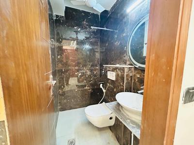 Image of 952 Sq.ft 2 BHK Builder Floor for rent in Freedom Fighters Enclave, New Delhi for Rs. 21500