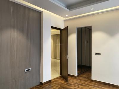 Bedroom Image of 2700 Sq.ft 4 BHK Builder Floor for sale in Inder Luxury Builder Floor Sushant Lok 1, Sushant Lok Phase 1 Gurgaon for Rs. 45000000