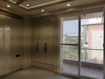 Bedroom Image of 2400 Sq.ft 4 BHK Builder Floor for sale in Kaushambi Ghaziabad for Rs. 29400000