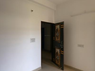 Bedroom Image of 750 Sq.ft 2 BHK Builder Floor for sale in DLF Ankur Vihar Ghaziabad for Rs. 2232422