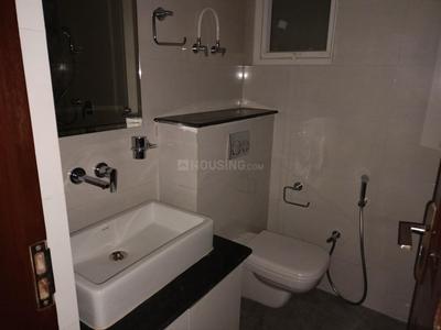 Bathroom Image of 1050 Sq.ft 2 BHK Apartment / Flat for sale in Gillco Parkhills, Sector 118 Mohali for Rs. 9900000