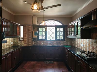 Kitchen Image of 3300 Sq.ft 4 BHK Builder Floor for rent in DLF Phase 3 Gurgaon for Rs. 150000