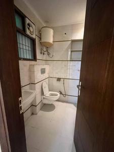 Bathroom Image of 821 Sq.ft 2 BHK Builder Floor for rent in Saket New Delhi for Rs. 16500