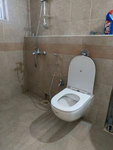 Common Bathroom Image of 400 Sq.ft 1 RK Apartment / Flat for sale in Amanora Park Town, Hadapsar Pune for Rs. 4800000